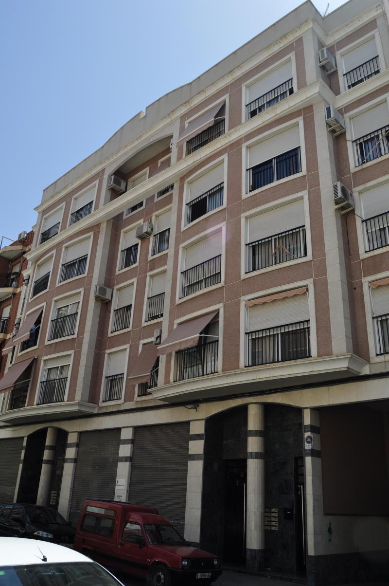 LOCAL Calle Asunción Parreño Garcia de Elche